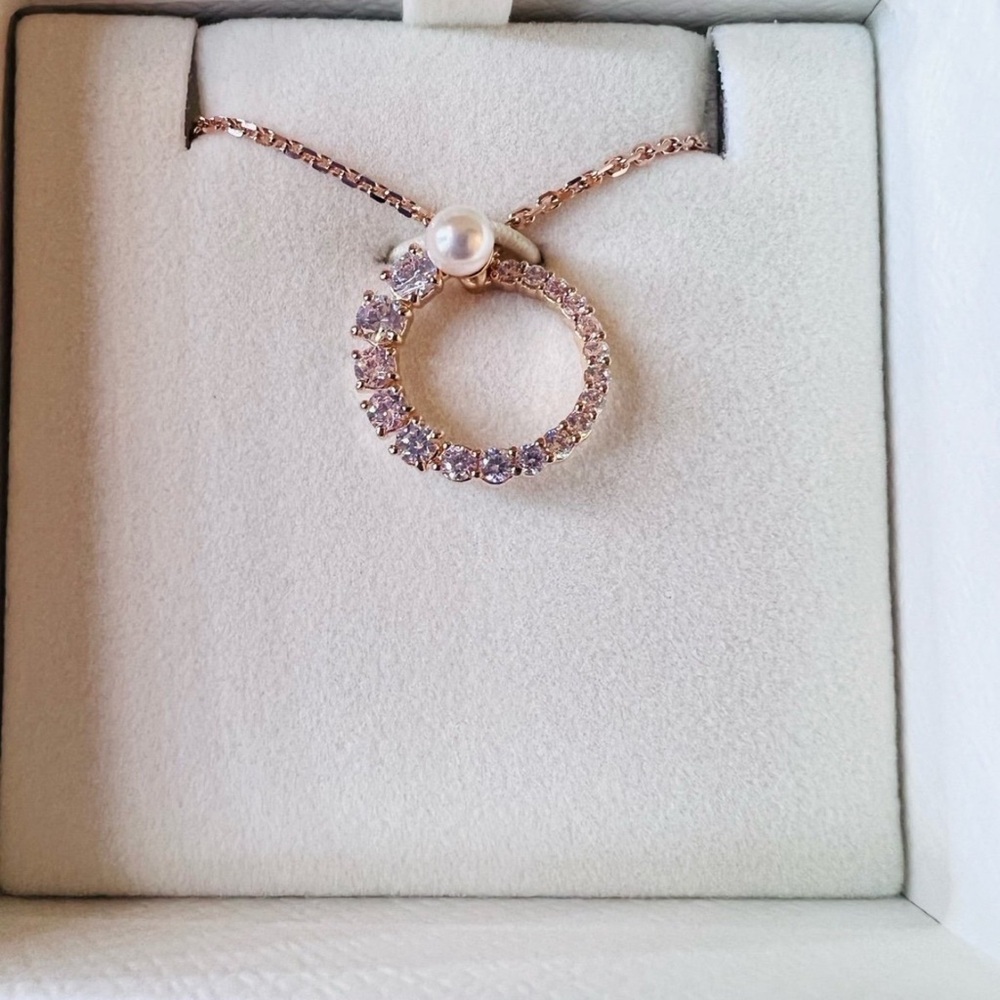 NEW! Swarovski Matrix pendantCrystal pearl, Round cut, White, Rose gold-tone